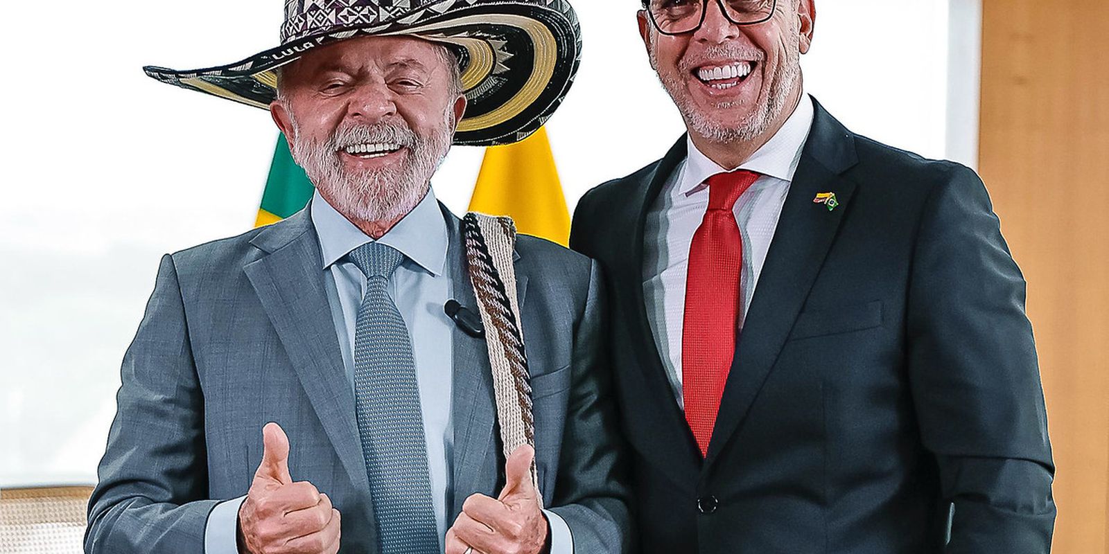 Lula recebe credenciais de nove novos embaixadores