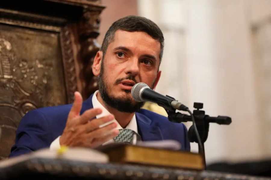 Transferência de Bacellar para Bangu 8 em carro blindado de uso pessoal leva à exoneração