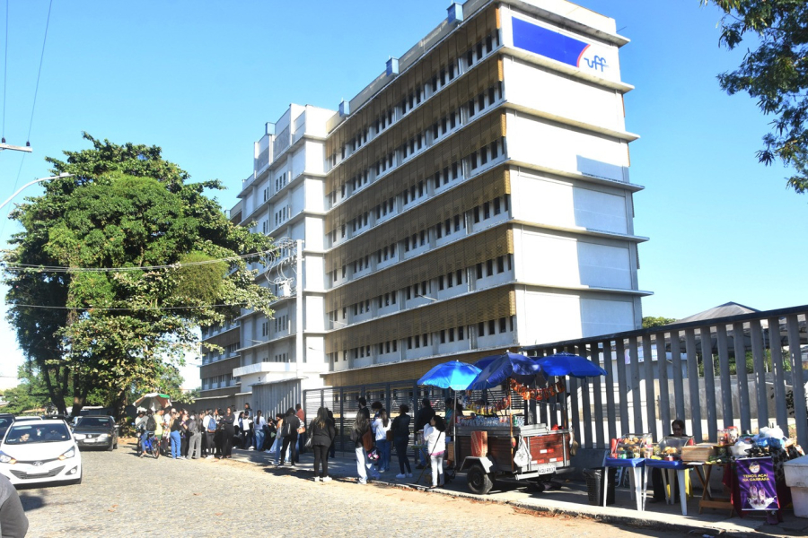 Candidatos iniciam provas do Processo Seletivo da Assistência Social para 236 vagas